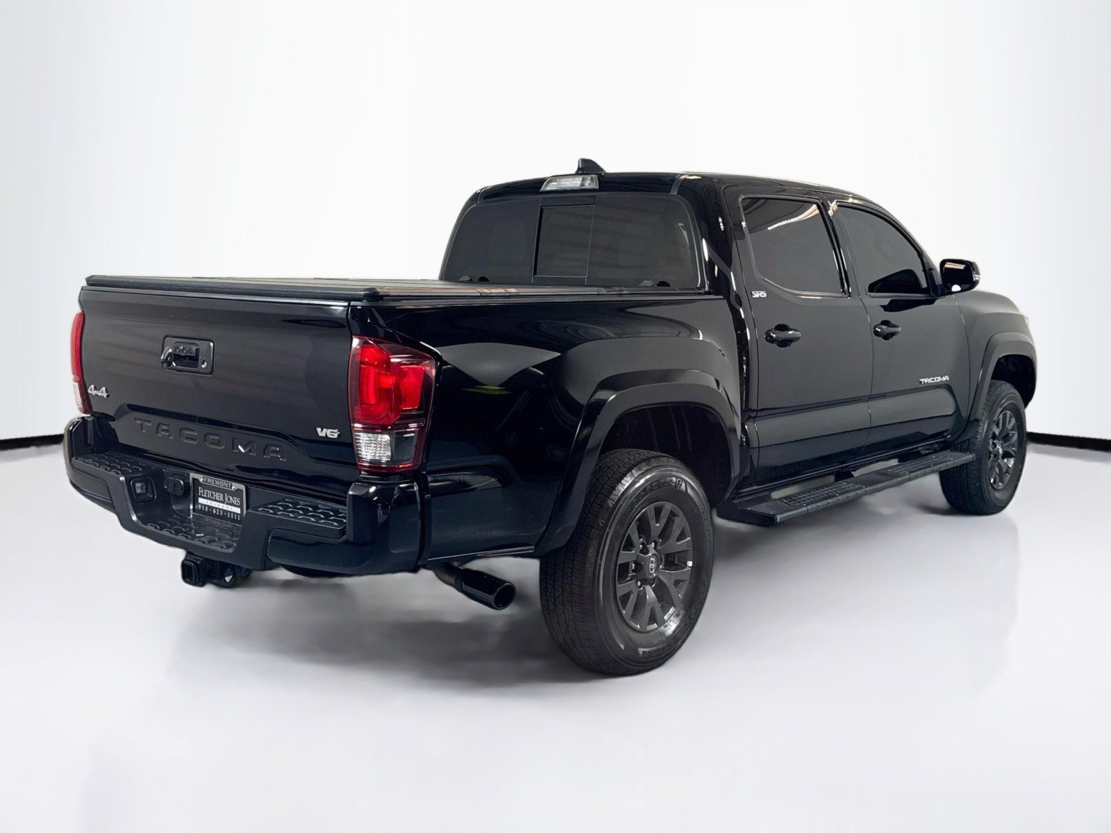 Used 2023 Toyota Tacoma SR image 9
