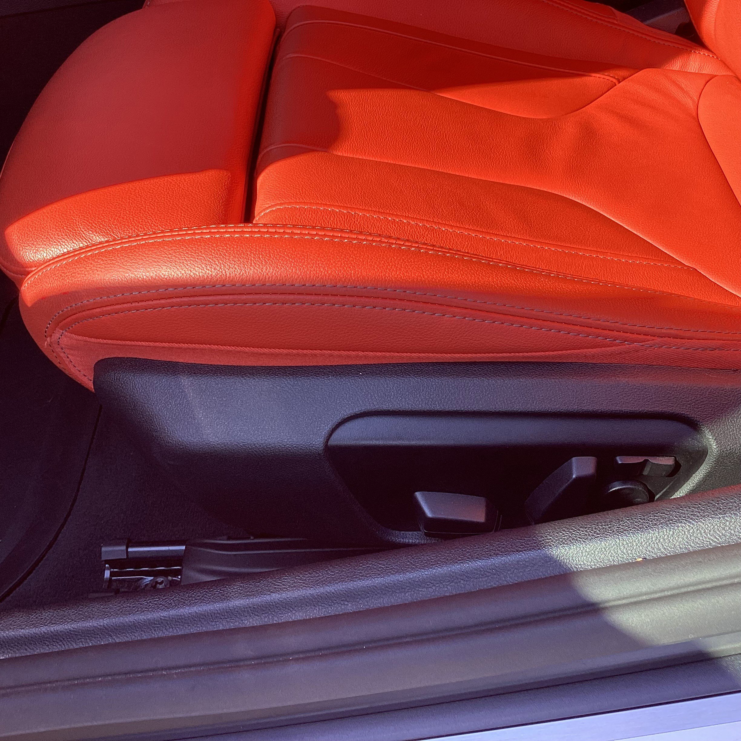 Used 2024 BMW Z4 M40i w/ Premium Package image 22