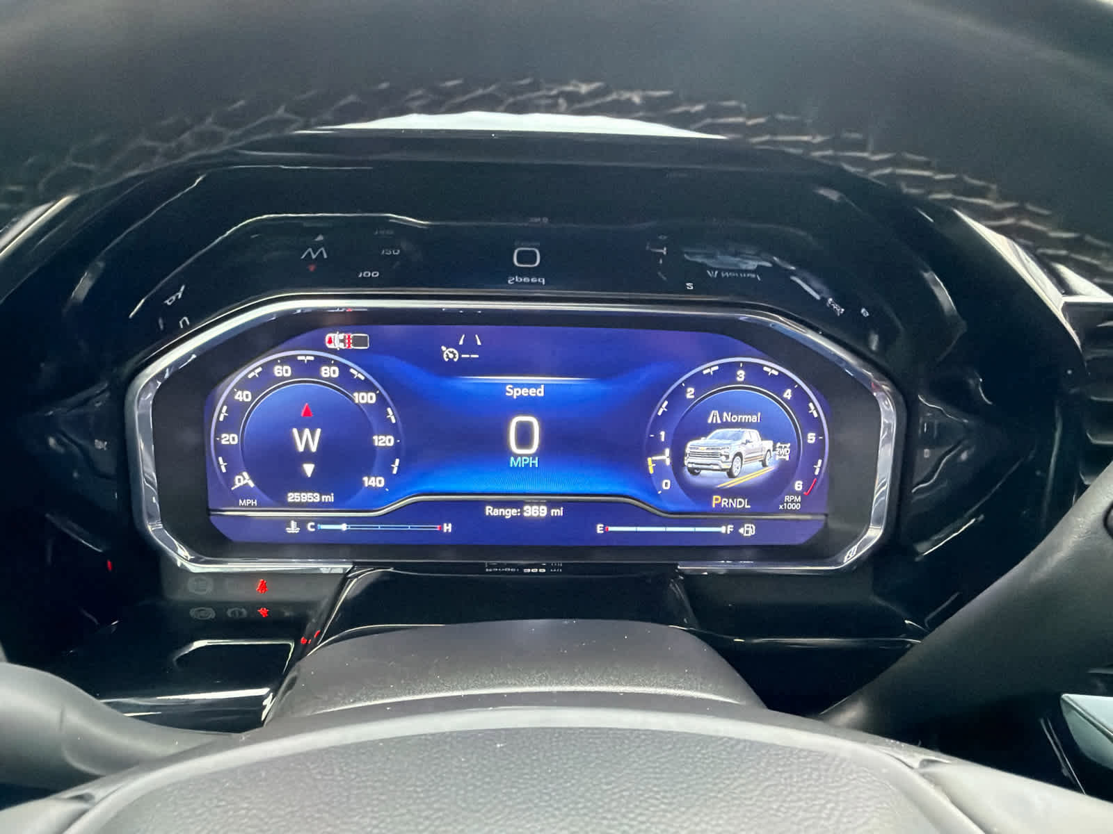 Used 2025 Chevrolet Silverado 1500 LT image 29