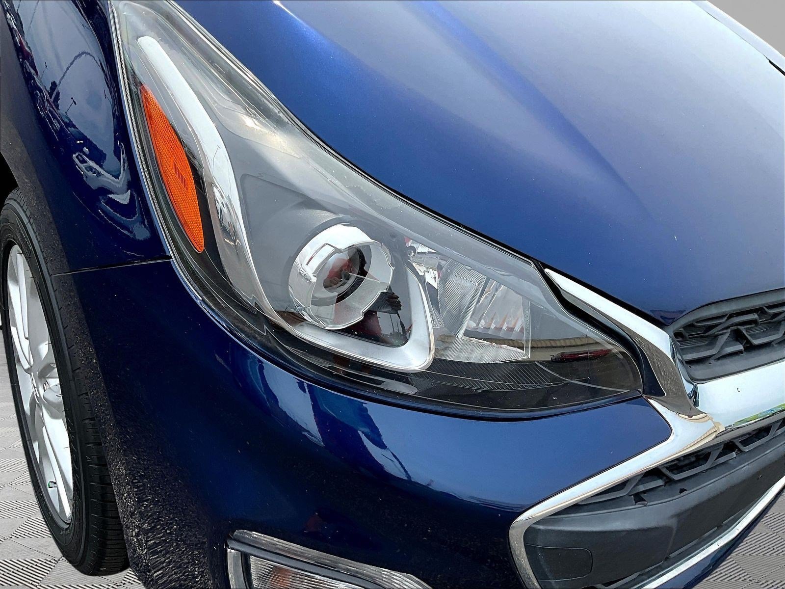 Used 2022 Chevrolet Spark LT FWD image 30