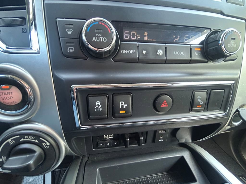 Used 2017 Nissan Titan PRO-4X image 29