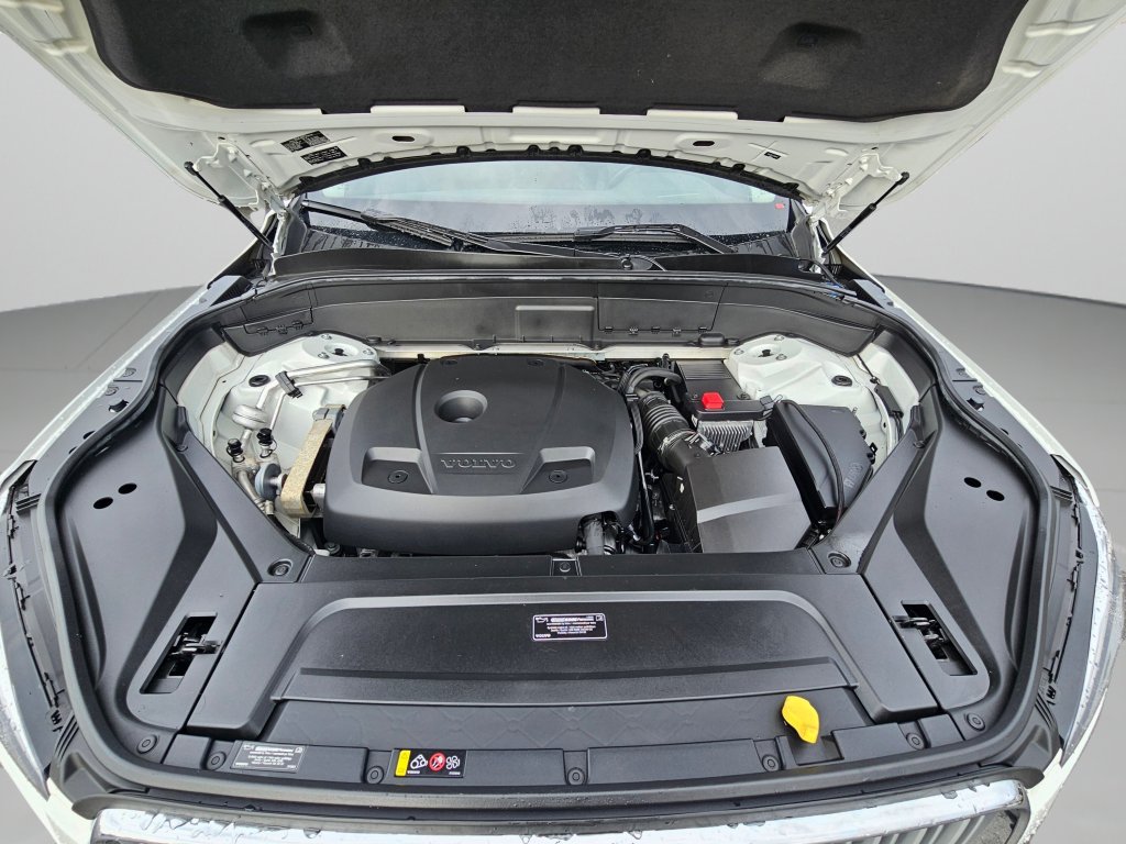 Used 2017 Volvo XC90 T6 Inscription w/ Vision Package image 19