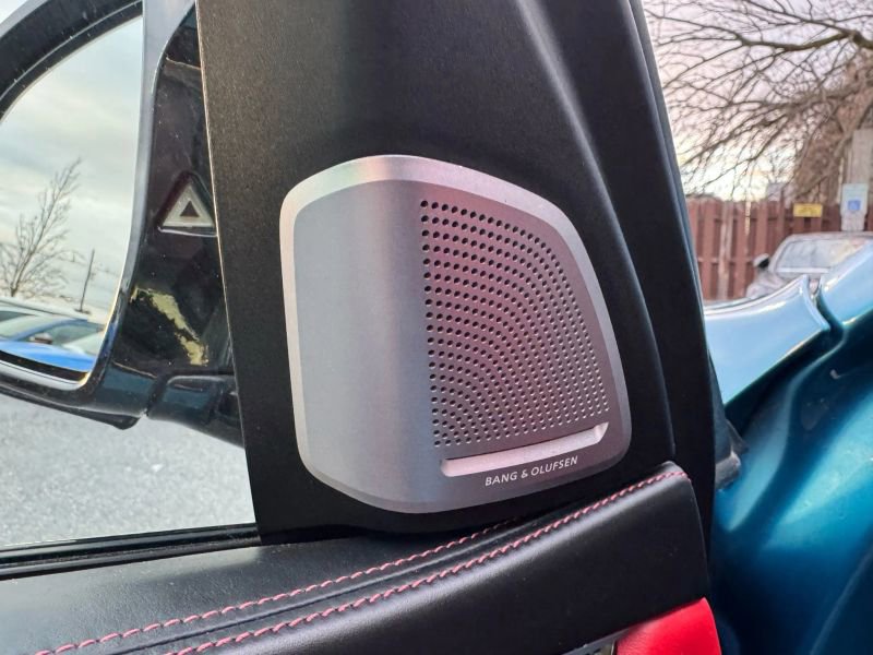 Used 2015 BMW X6 M image 9