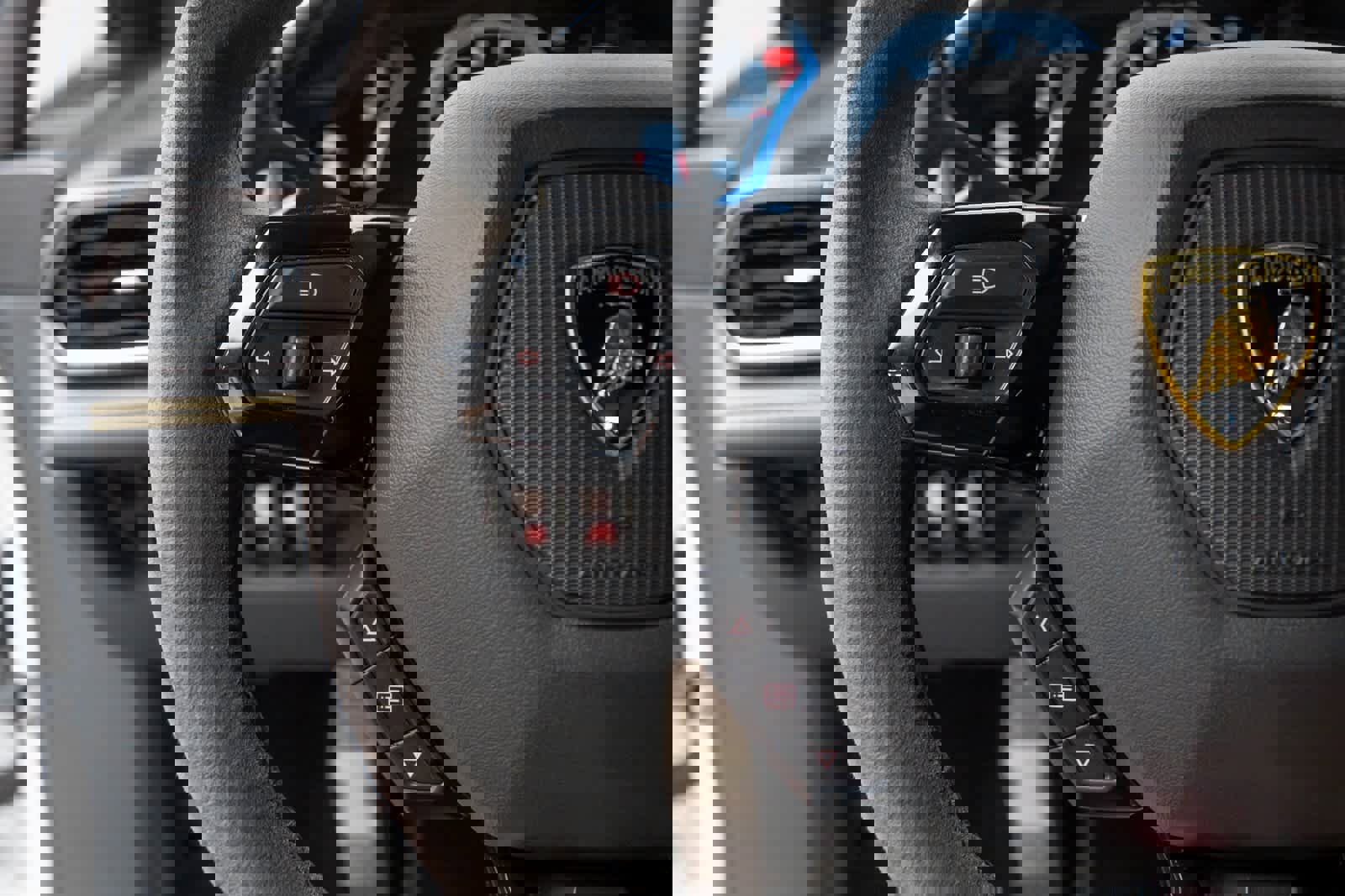 Used 2022 Lamborghini Huracan EVO image 29