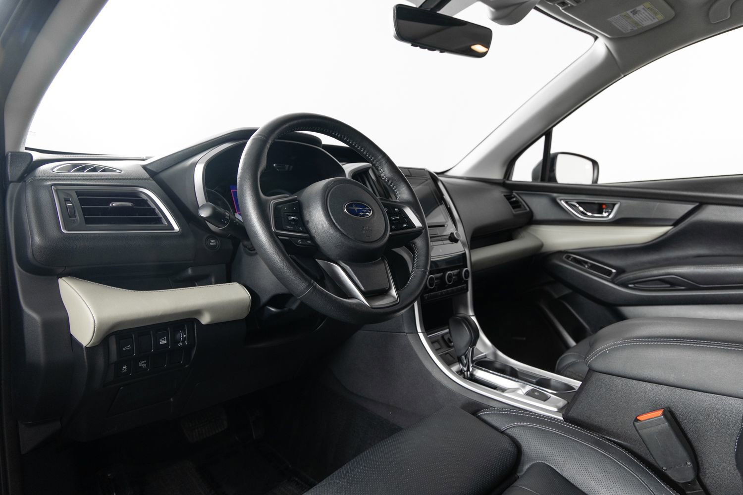Used 2019 Subaru Ascent Limited w/ Popular Package #2 AWD/4WD image 14