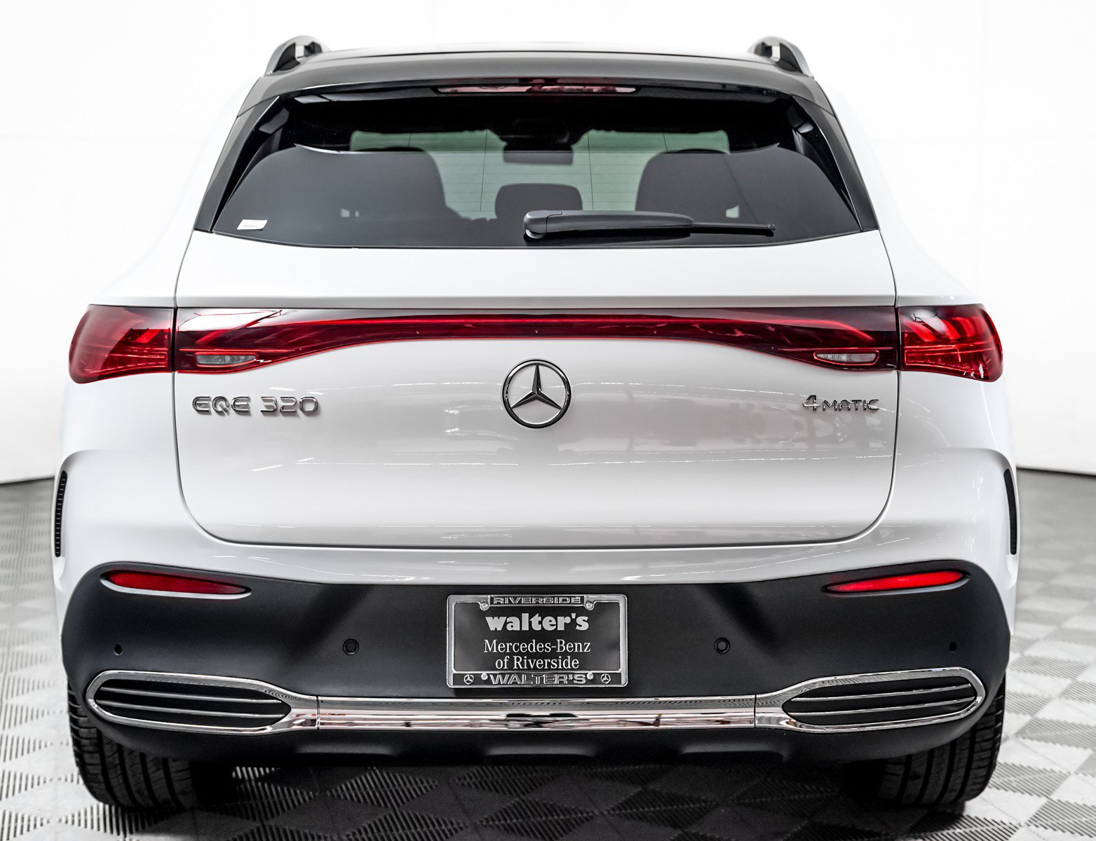New 2026 Mercedes-Benz EQE 320 4MATIC SUV image 6