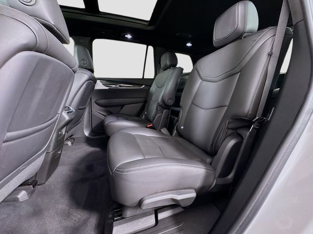 Used 2024 Cadillac XT6 Sport w/ Technology Package AWD/4WD image 27