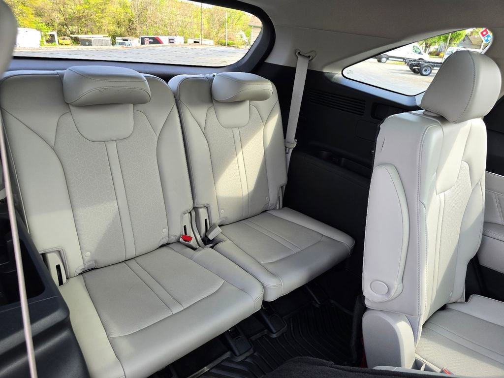 Used 2023 Kia Sorento SX image 13