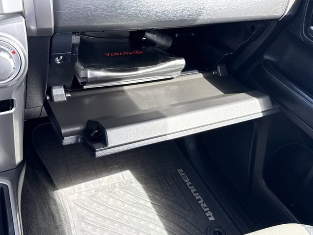 Used 2015 Toyota 4Runner SR5 Premium RWD image 47