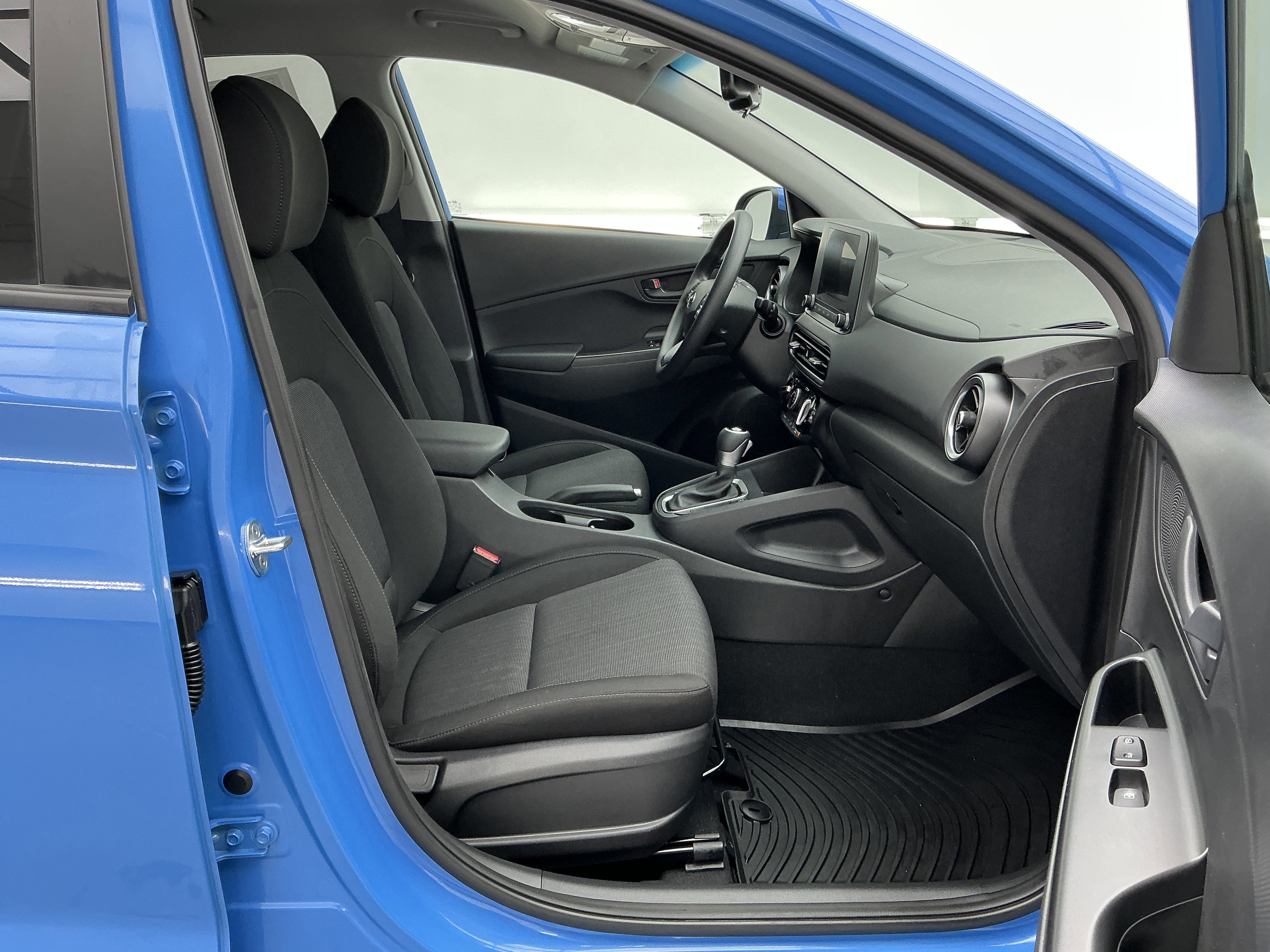 Used 2023 Hyundai Kona SEL image 25