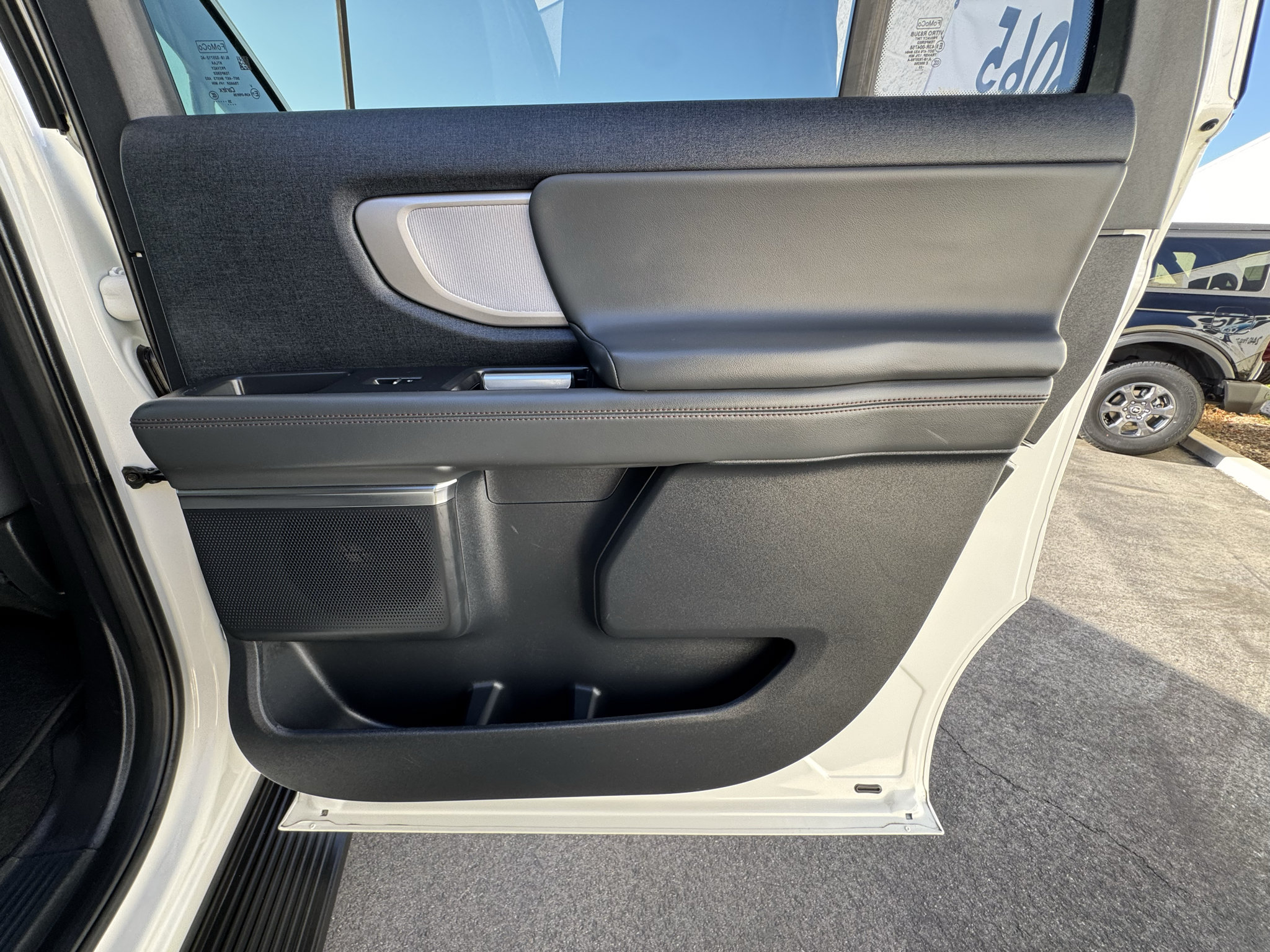 Used 2025 Ford Expedition Max Active RWD image 26