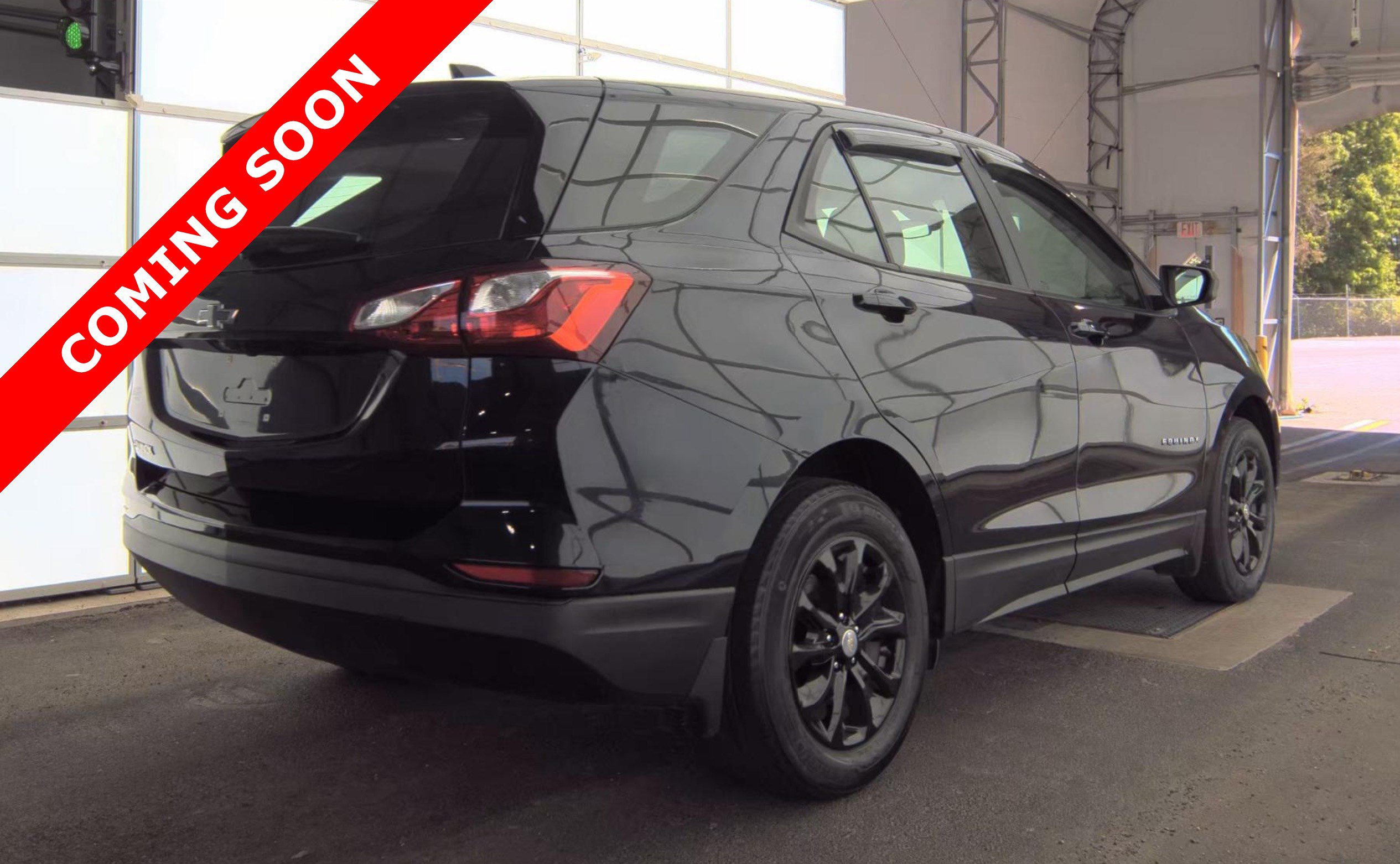 Used 2021 Chevrolet Equinox LS FWD image 4