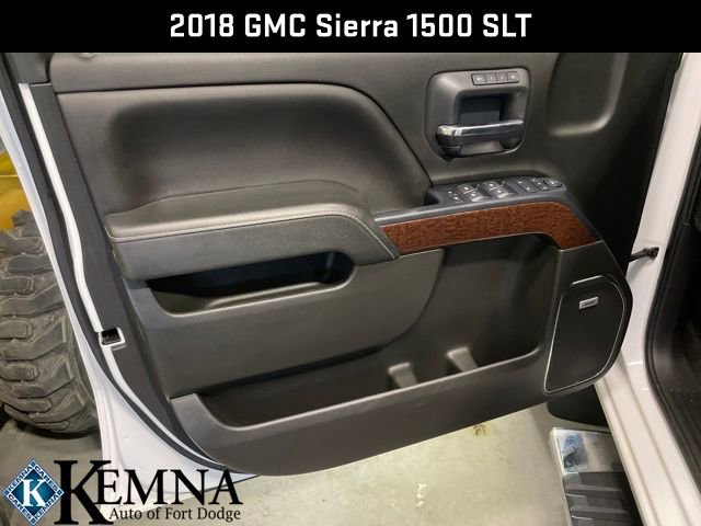 Used 2018 GMC Sierra 1500 SLT image 12