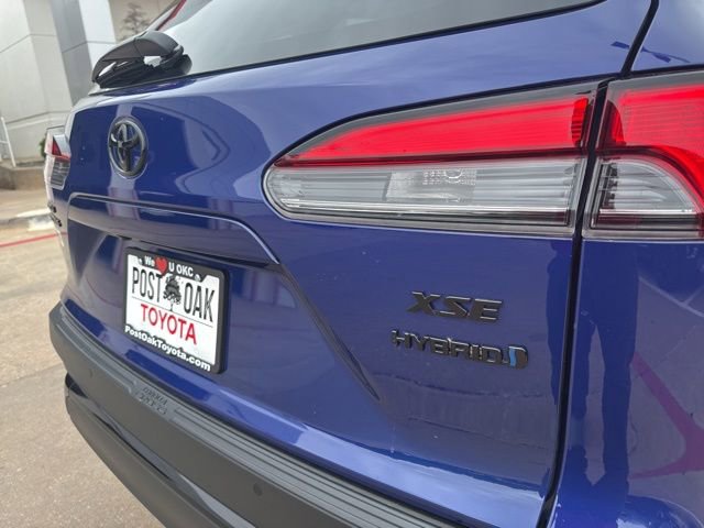 Used 2024 Toyota Corolla Cross AWD Hybrid w/ Convenience Package image 8