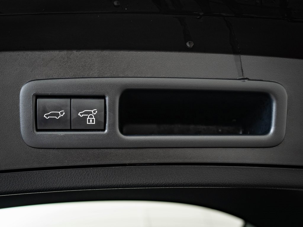 Used 2022 Lexus UX 250h w/ Premium Package image 21