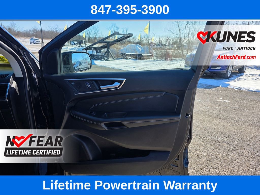 Used 2022 Ford Edge Titanium w/ Equipment Group 301A image 34
