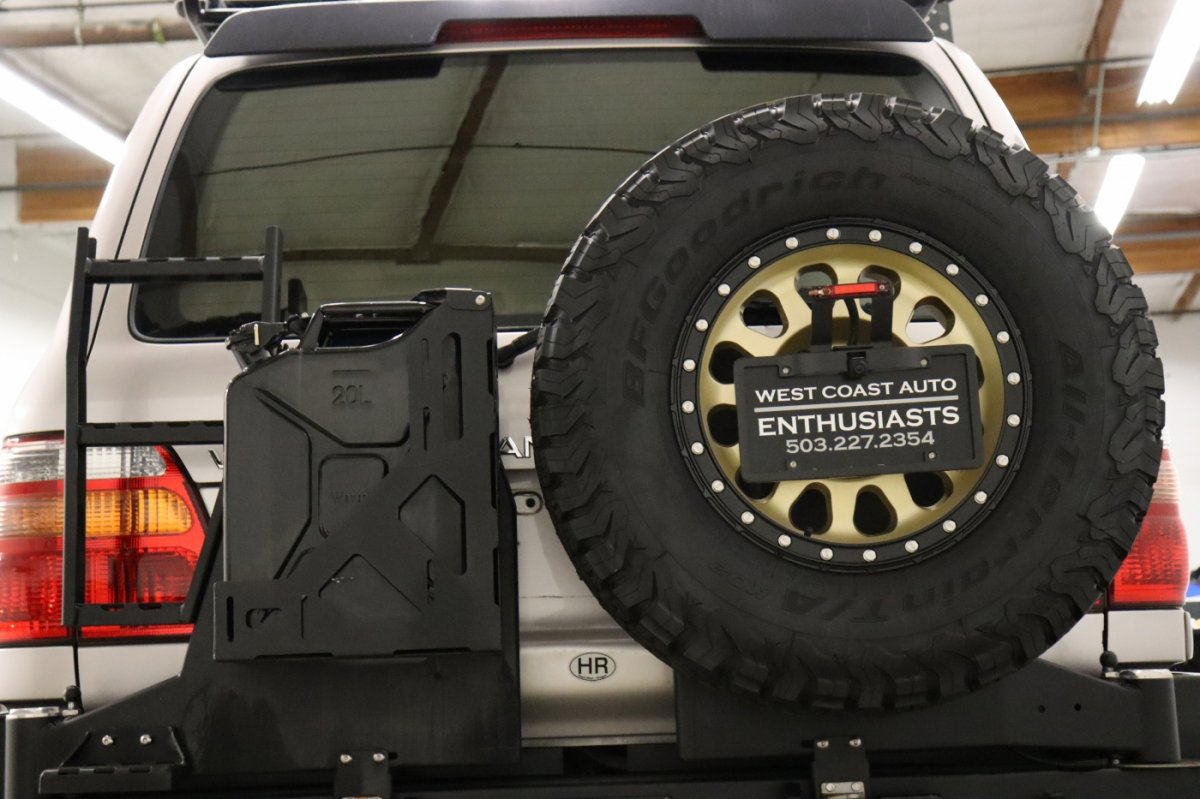 Used 2000 Toyota Land Cruiser AWD/4WD image 24