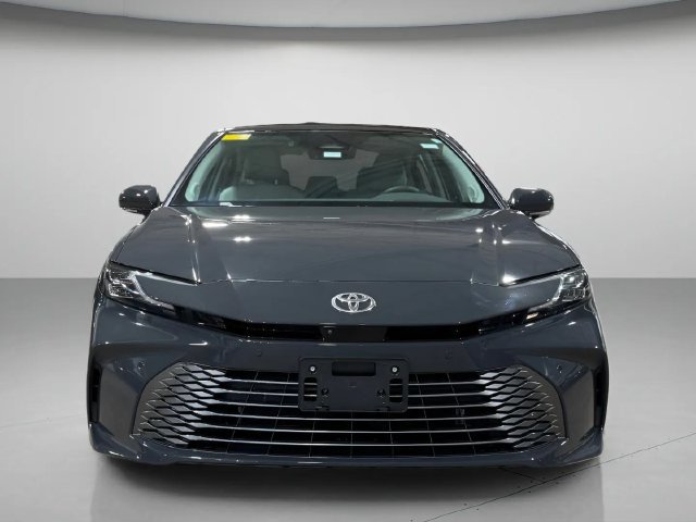 Used 2026 Toyota Camry XLE w/ Premium Plus Package AWD/4WD image 9