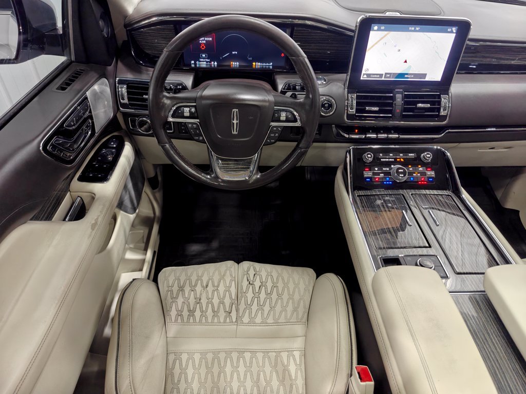 Used 2019 Lincoln Navigator Black Label w/ Cargo Package AWD/4WD image 4