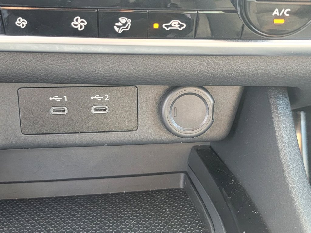 Used 2026 Nissan Rogue SV AWD/4WD image 27