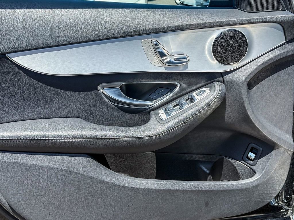 Used 2018 Mercedes-Benz C 300 Sedan image 20