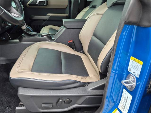 Used 2023 Ford Bronco Wildtrak AWD/4WD image 15