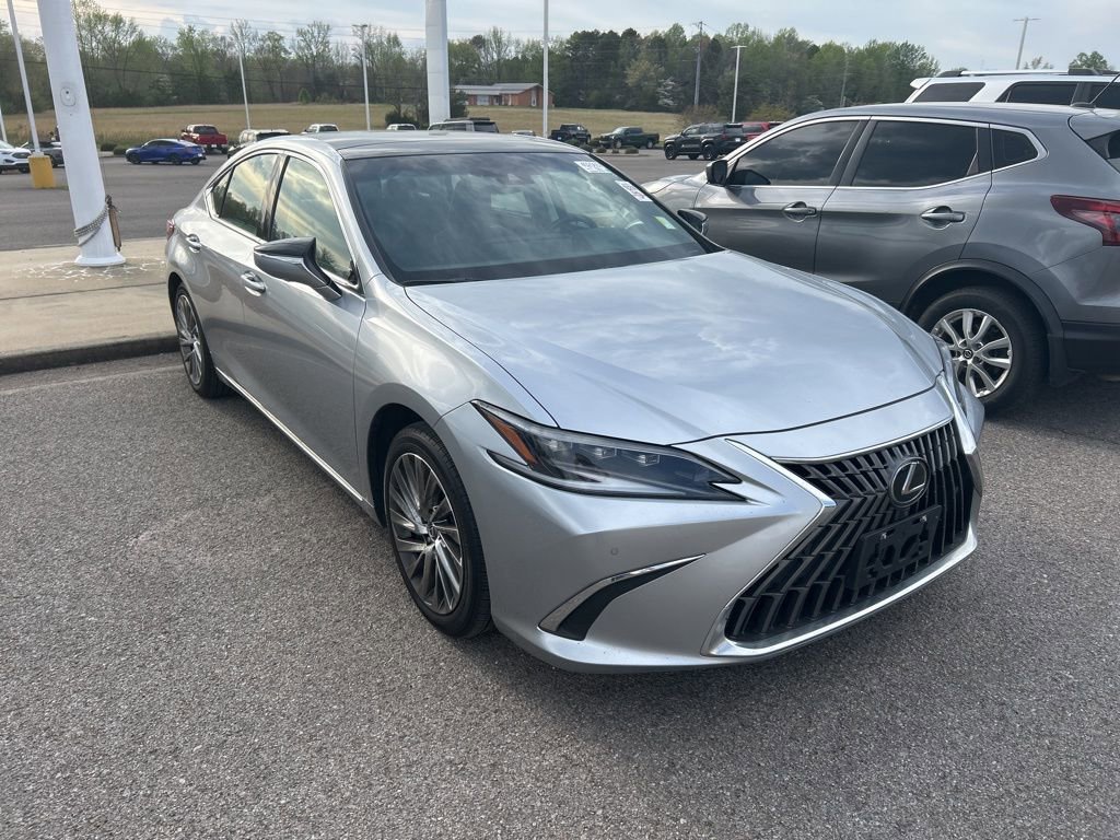 Used 2022 Lexus ES 350 Ultra Luxury image 4