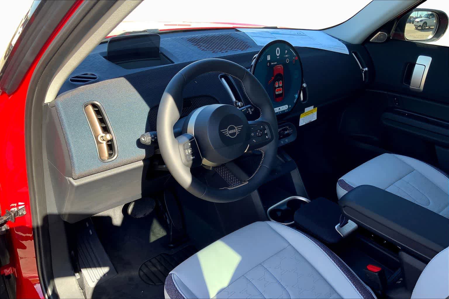New 2025 MINI Cooper Countryman S w/ Comfort Package Max AWD/4WD image 8