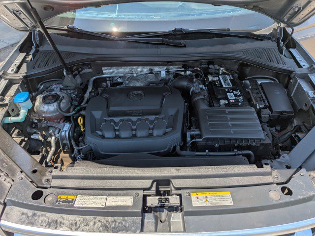 Used 2021 Volkswagen Tiguan SEL Premium R-Line AWD/4WD image 33