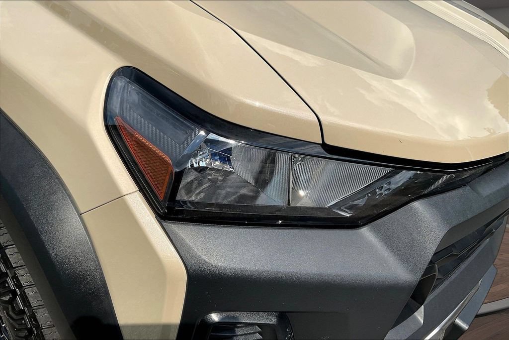 Used 2024 Chevrolet Colorado Trail Boss AWD/4WD image 37