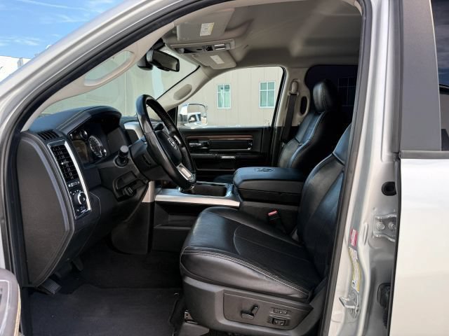 Used 2018 RAM 3500 Laramie AWD/4WD image 15