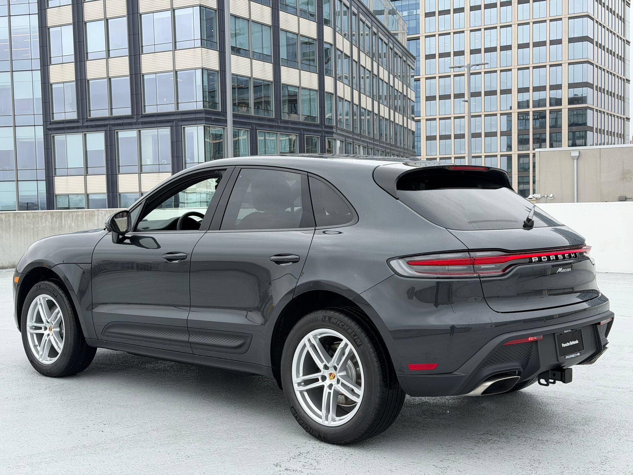 New 2026 Porsche Macan AWD/4WD image 3