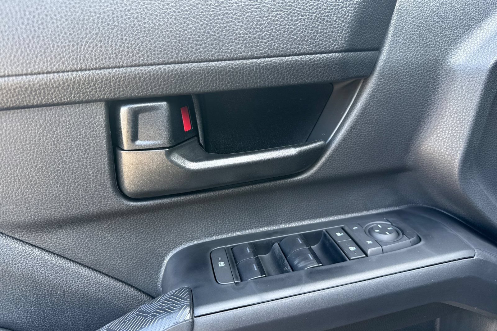 New 2026 Toyota Tacoma SR5 RWD image 11