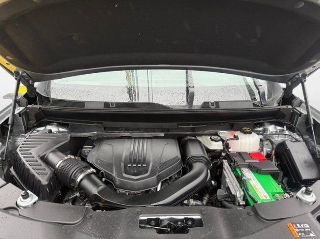 Used 2025 GMC Acadia Elevation image 36