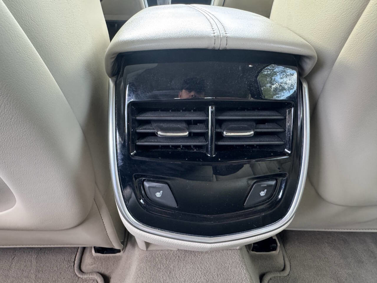 Used 2014 Cadillac XTS Luxury image 27