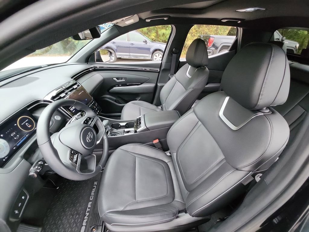 Used 2023 Hyundai Santa Cruz Limited image 25