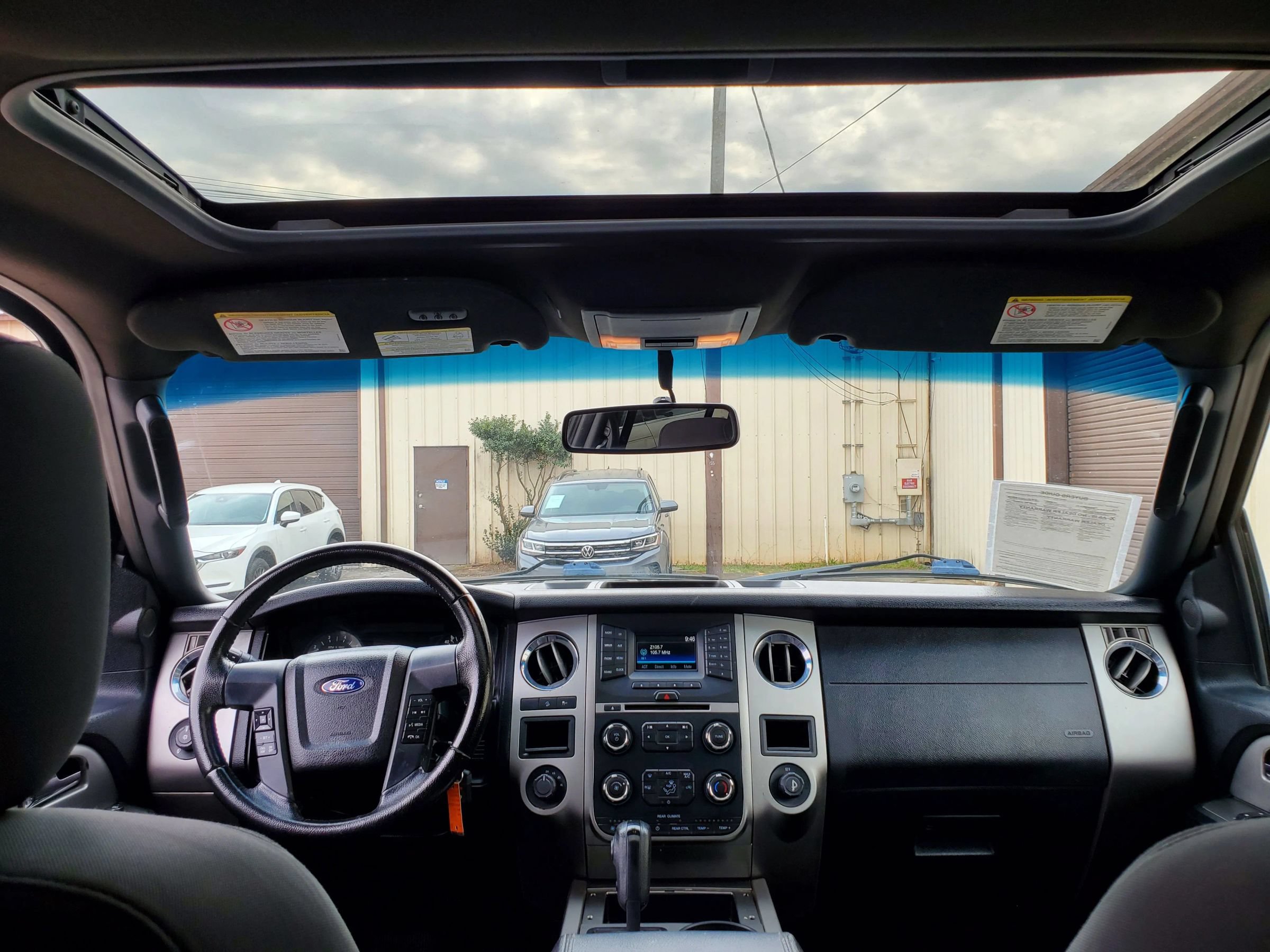 Used 2017 Ford Expedition EL XLT AWD/4WD image 36