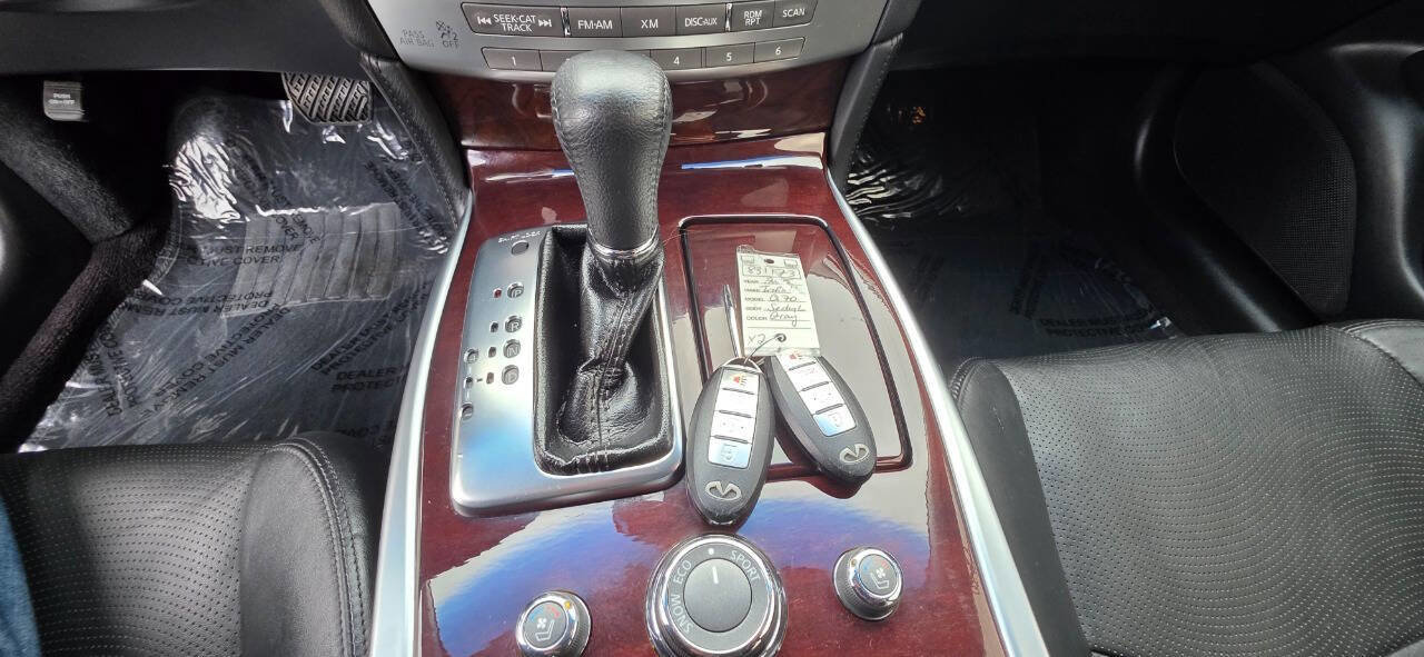 Used 2015 INFINITI Q70 L 3.7 image 18