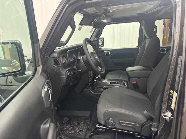 New 2025 Jeep Wrangler Unlimited Rubicon image 5