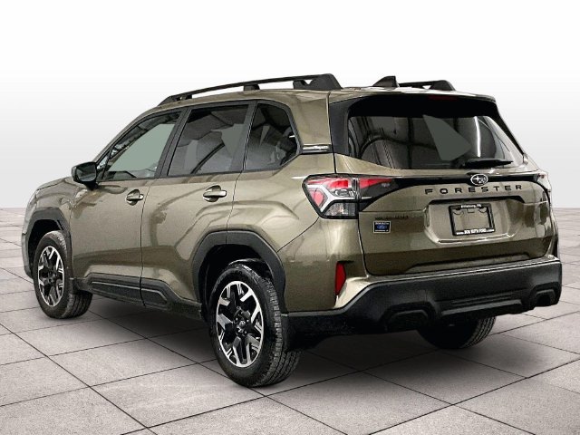Used 2026 Subaru Forester Premium AWD/4WD image 10