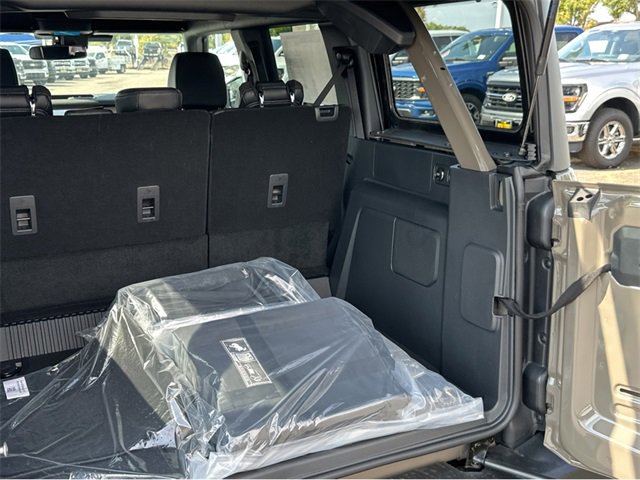 New 2025 Ford Bronco Outer Banks AWD/4WD image 21