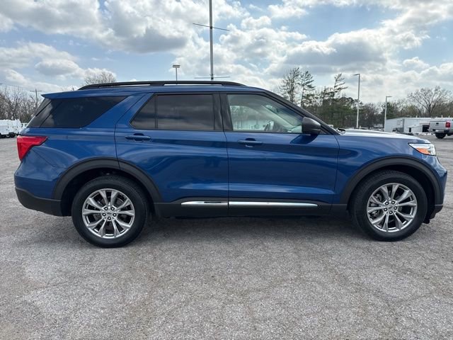 Used 2021 Ford Explorer XLT w/ Equipment Group 202A image 6