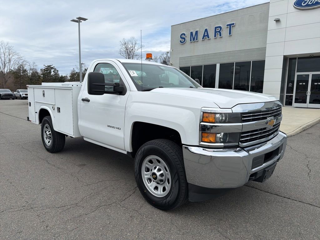 Used 2016 Chevrolet Silverado 3500 W/T image 2