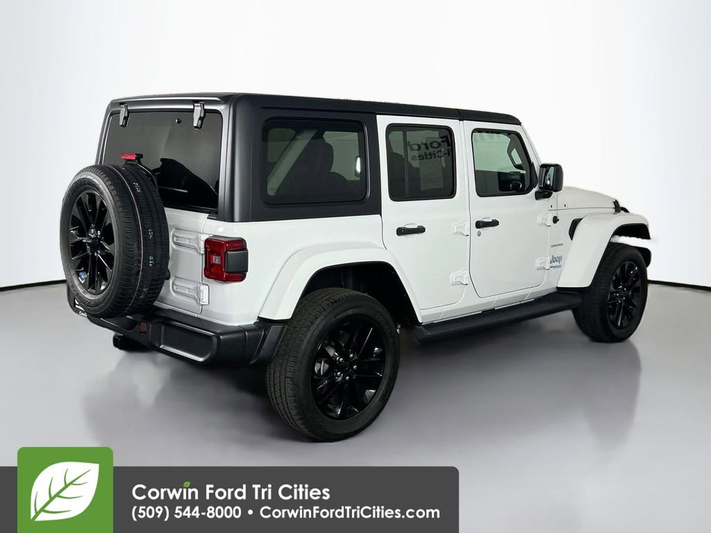 Used 2022 Jeep Wrangler Unlimited Sahara image 14