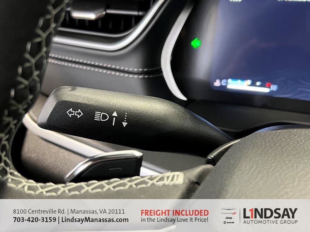 New 2025 Jeep Grand Cherokee L Laredo w/ Luxury Tech Group I image 38