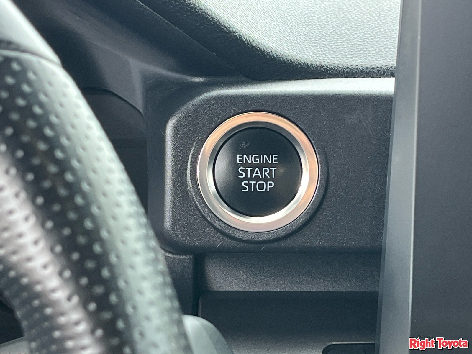 Certified 2025 Toyota 4Runner SR5 AWD/4WD image 26