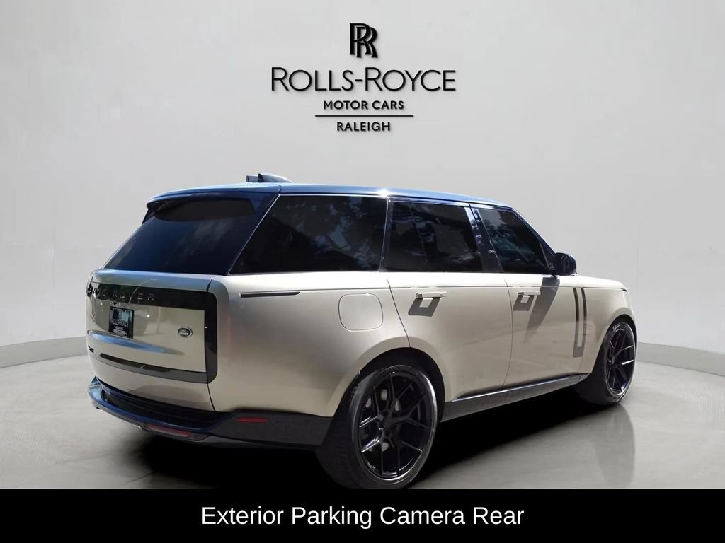 Used 2023 Land Rover Range Rover SE AWD/4WD image 5