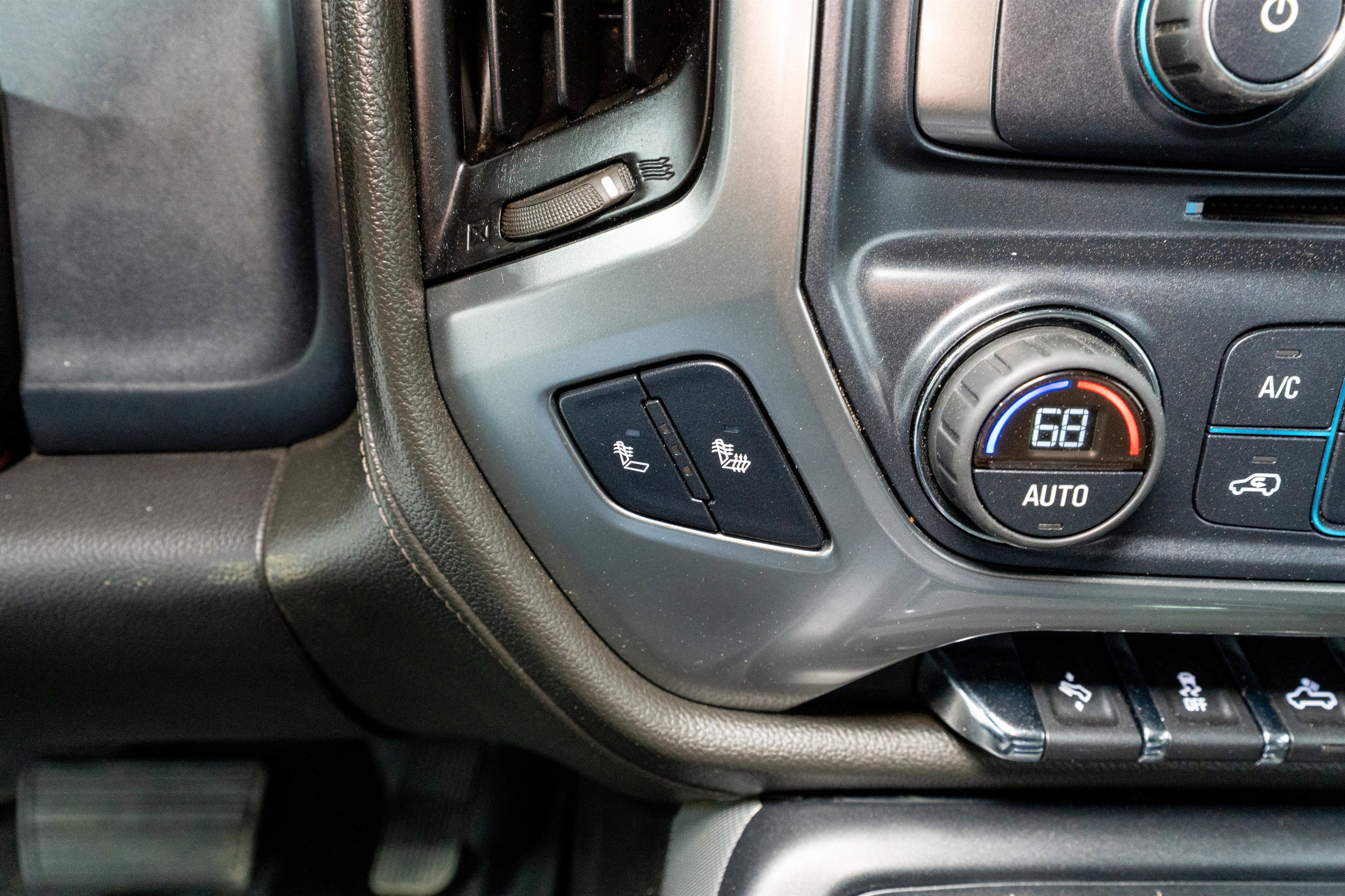 Used 2016 Chevrolet Silverado 3500 LTZ w/ Duramax Plus Package image 25