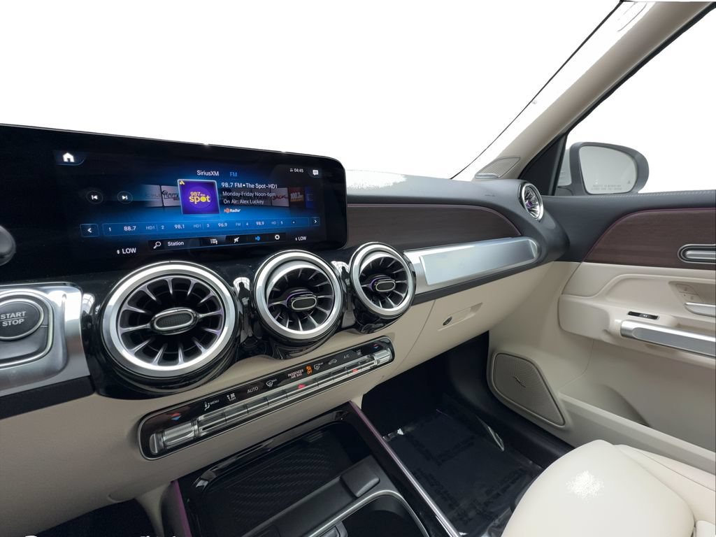Used 2023 Mercedes-Benz EQB 350 4MATIC SUV w/ Pinnacle Package image 42