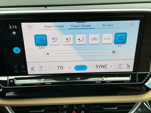Used 2024 Volkswagen Atlas Cross Sport SEL AWD/4WD image 25